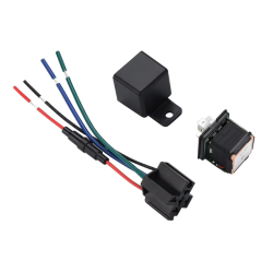 ST-907L 4G GPS lokátor pro auto s ovládáním relé